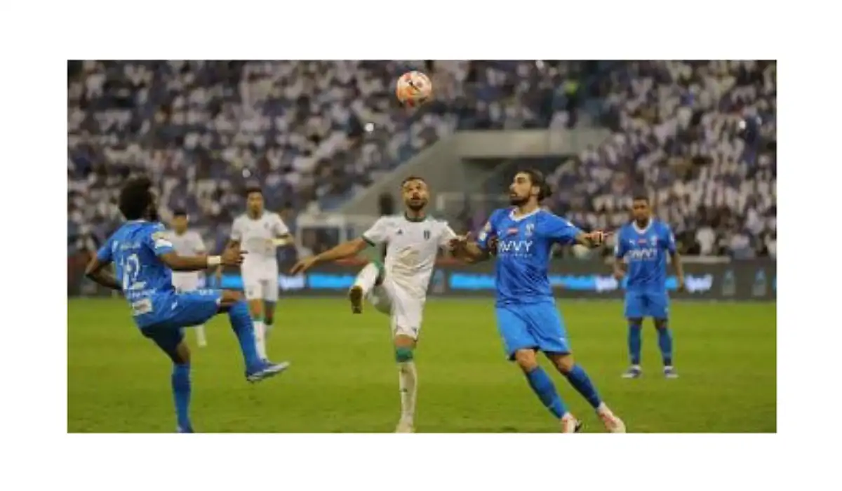 خلال دقائق .. الهلال يواجه الأهلي فى كلاسيكو نصف نهائى كأس السوبر السعودي